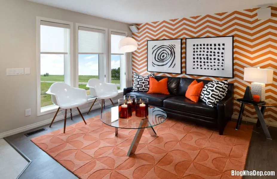 Phòng khách sinh động với sắc màu cam