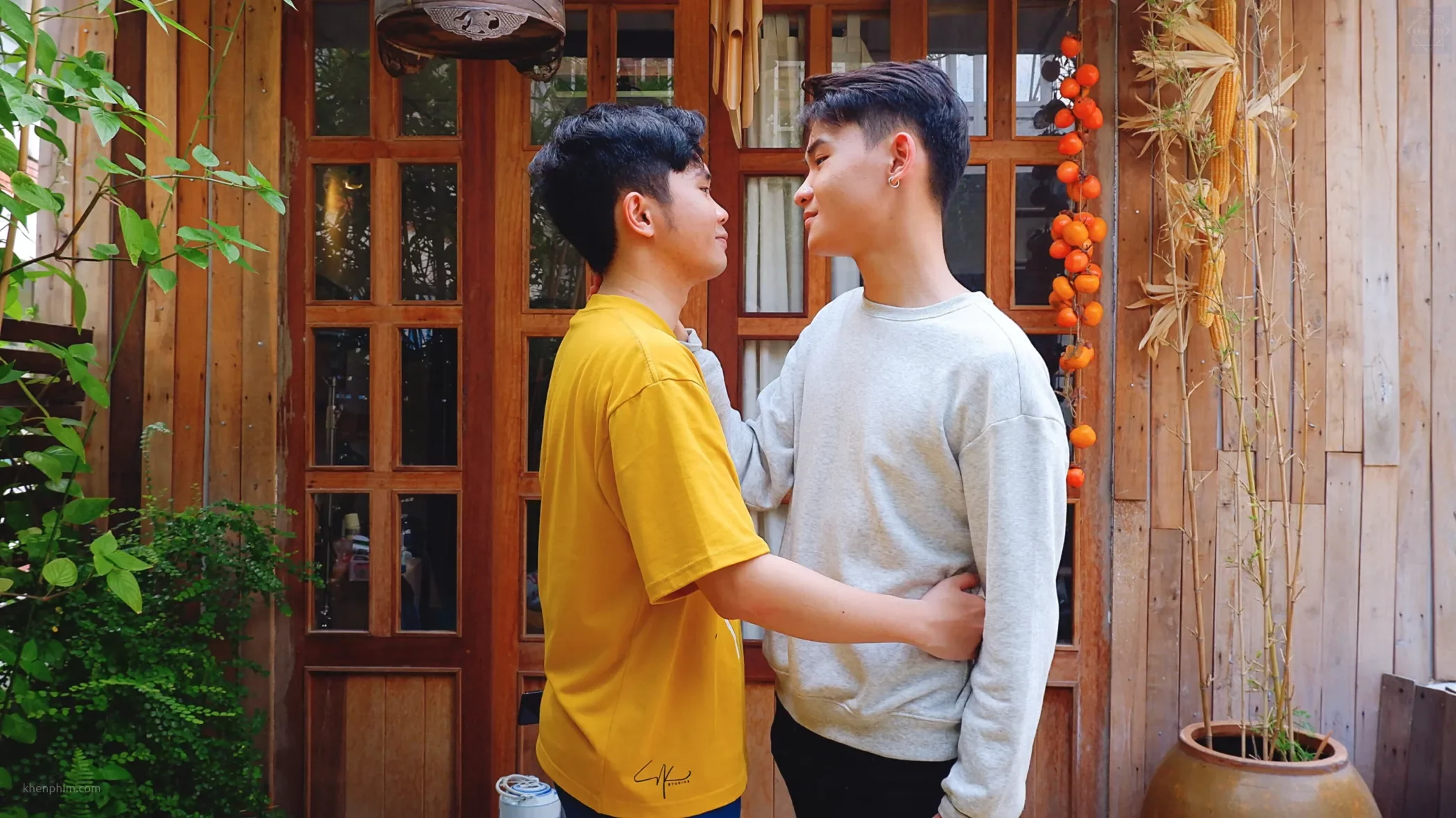 “Đã lâu không gặp”: Góc khuất học đường trong phim ngắn LGBT