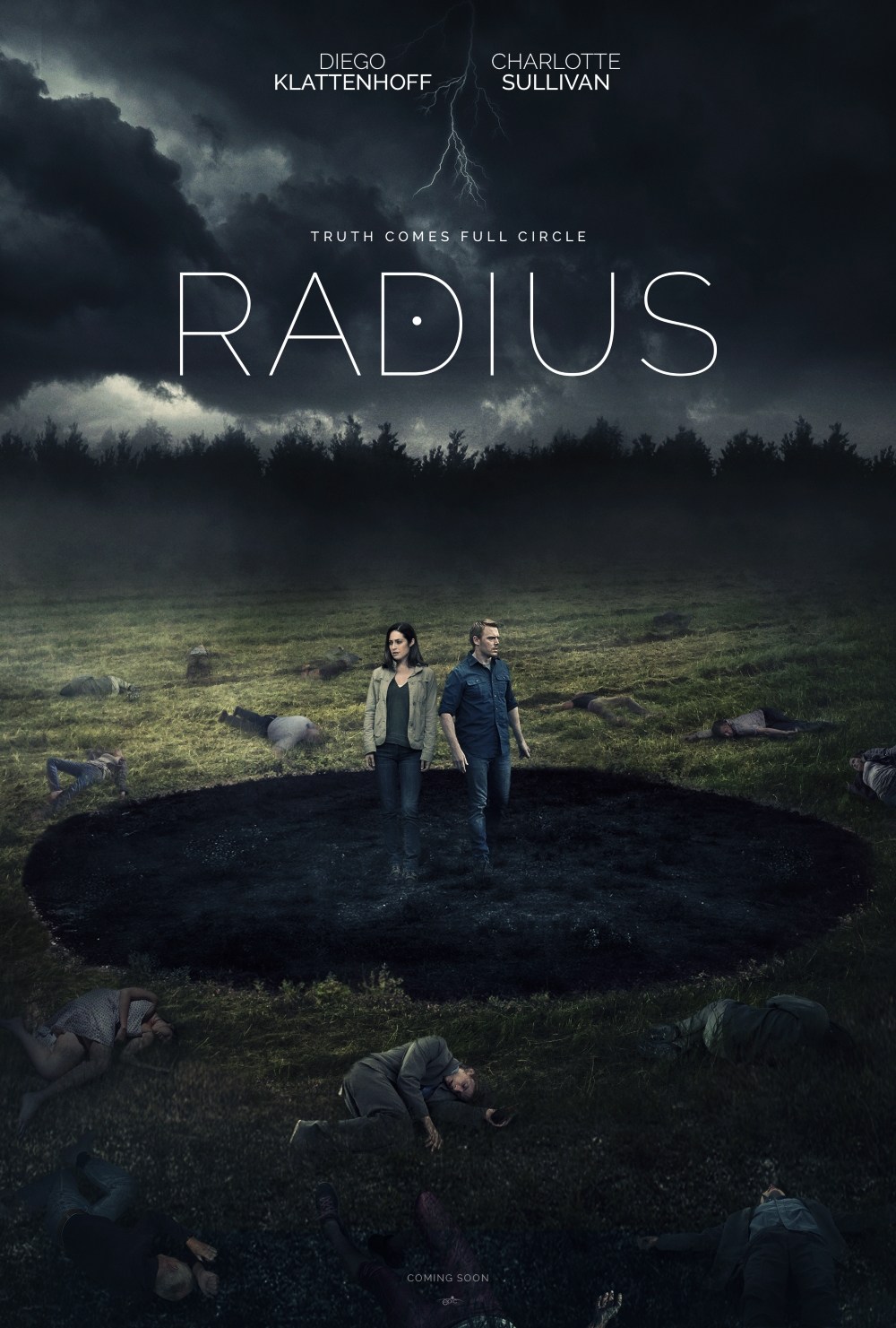 Đánh giá phim Bán Kính Tử Thần (Radius): dở hoang mang
