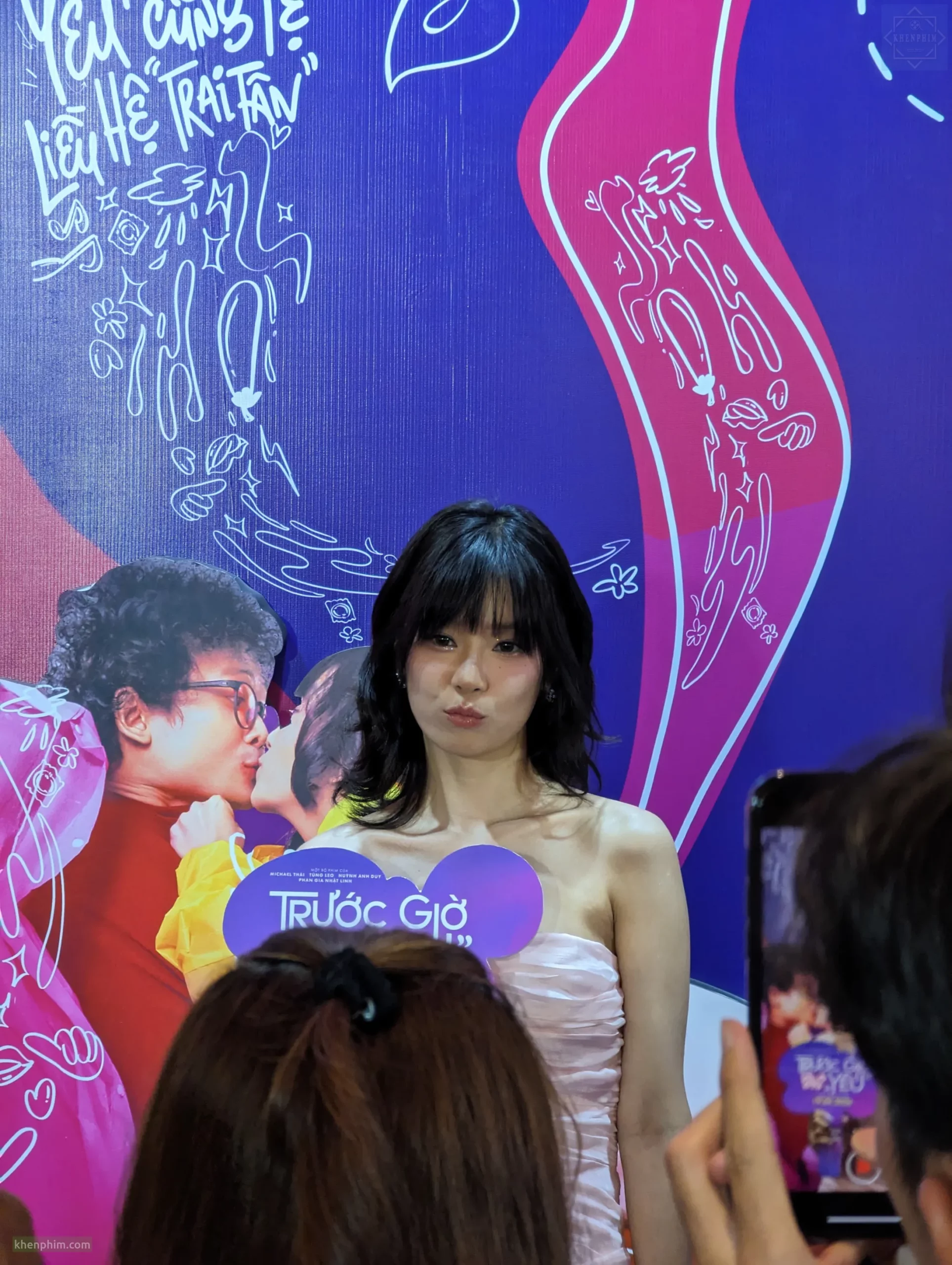 Hoàng Yến Chibi xuất hiện tại buổi công chiếu phim