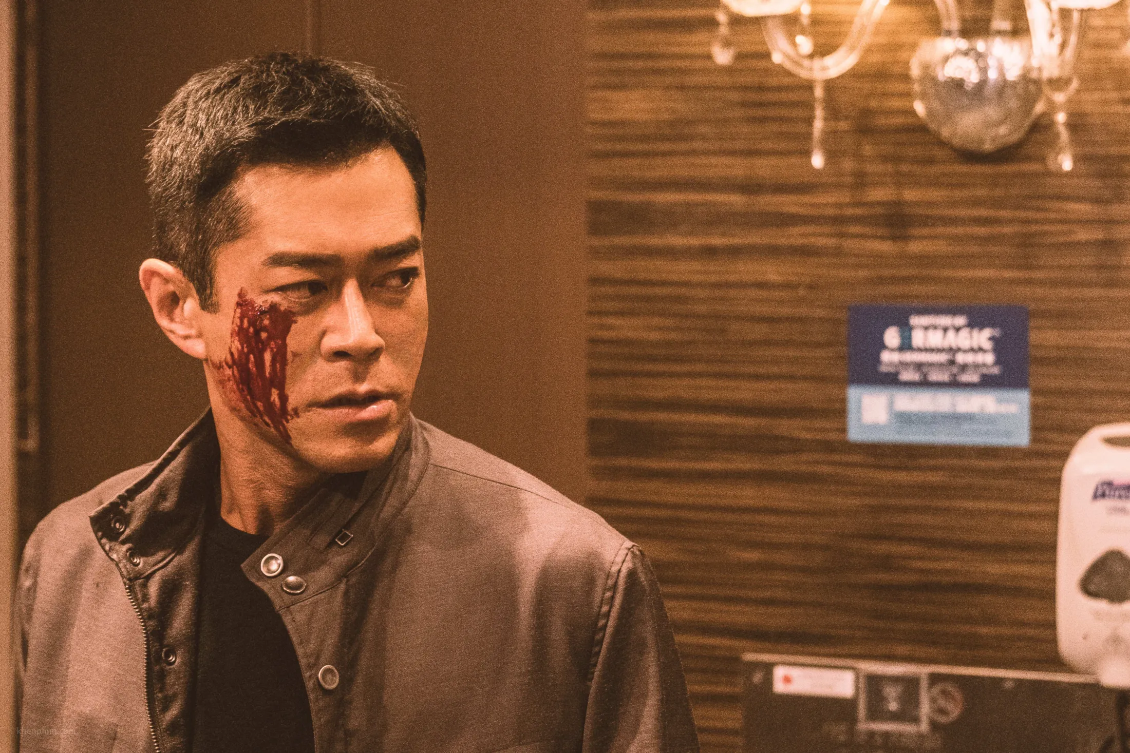 Review phim Bão Trắng 3 – Sự trở lại ngoạn mục của phim Hong Kong