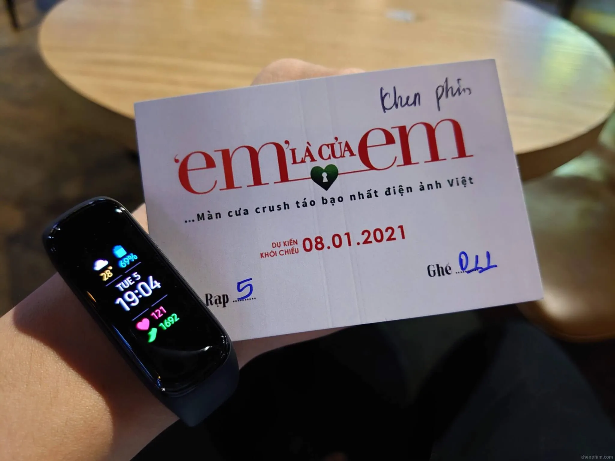 Review phim “Em” Là Của Em: “Chấm” Ngô Kiến Huy và Khả Như