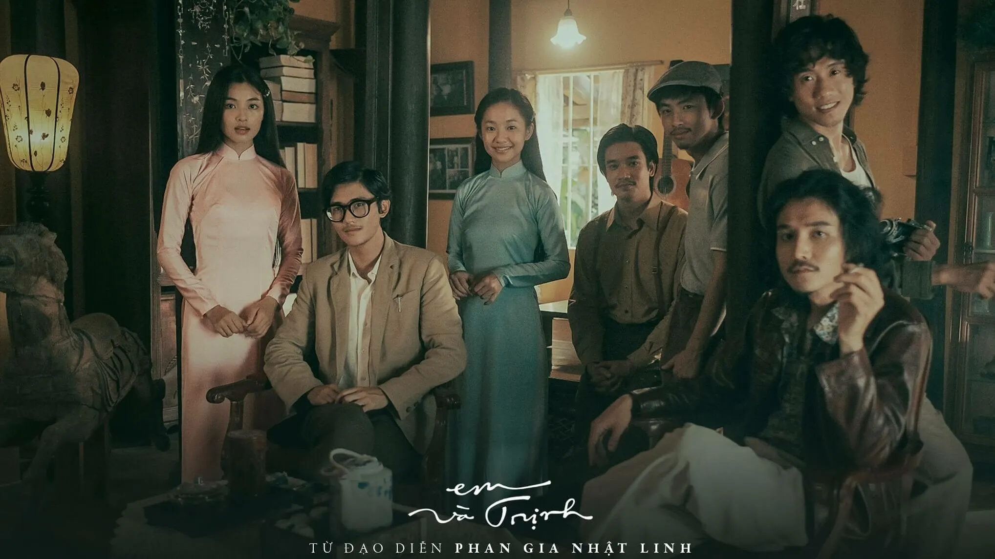 Review phim Em và Trịnh (136 phút): Thổn thức con tim theo từng nốt nhạc