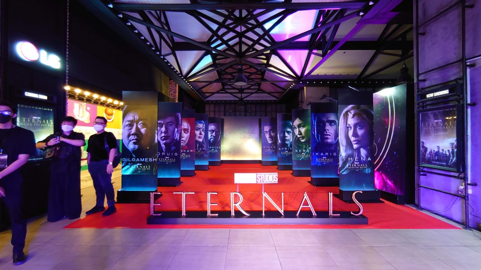 Review phim Eternals (Chủng Tộc Bất Tử): Vượt ngoài sức tưởng tượng