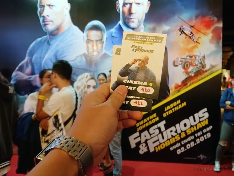 Review phim hành động Fast & Furious: Hobbs & Shaw