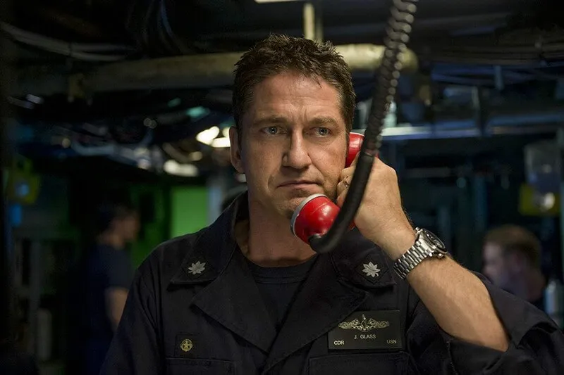 Diễn viên Gerard Butler có vẻ rất hợp vào các vai "anh hùng giải cứu" Hunter Killer (Mật Vụ Giải Cứu) - Hunter Killer (Mật Vụ Giải Cứu) 