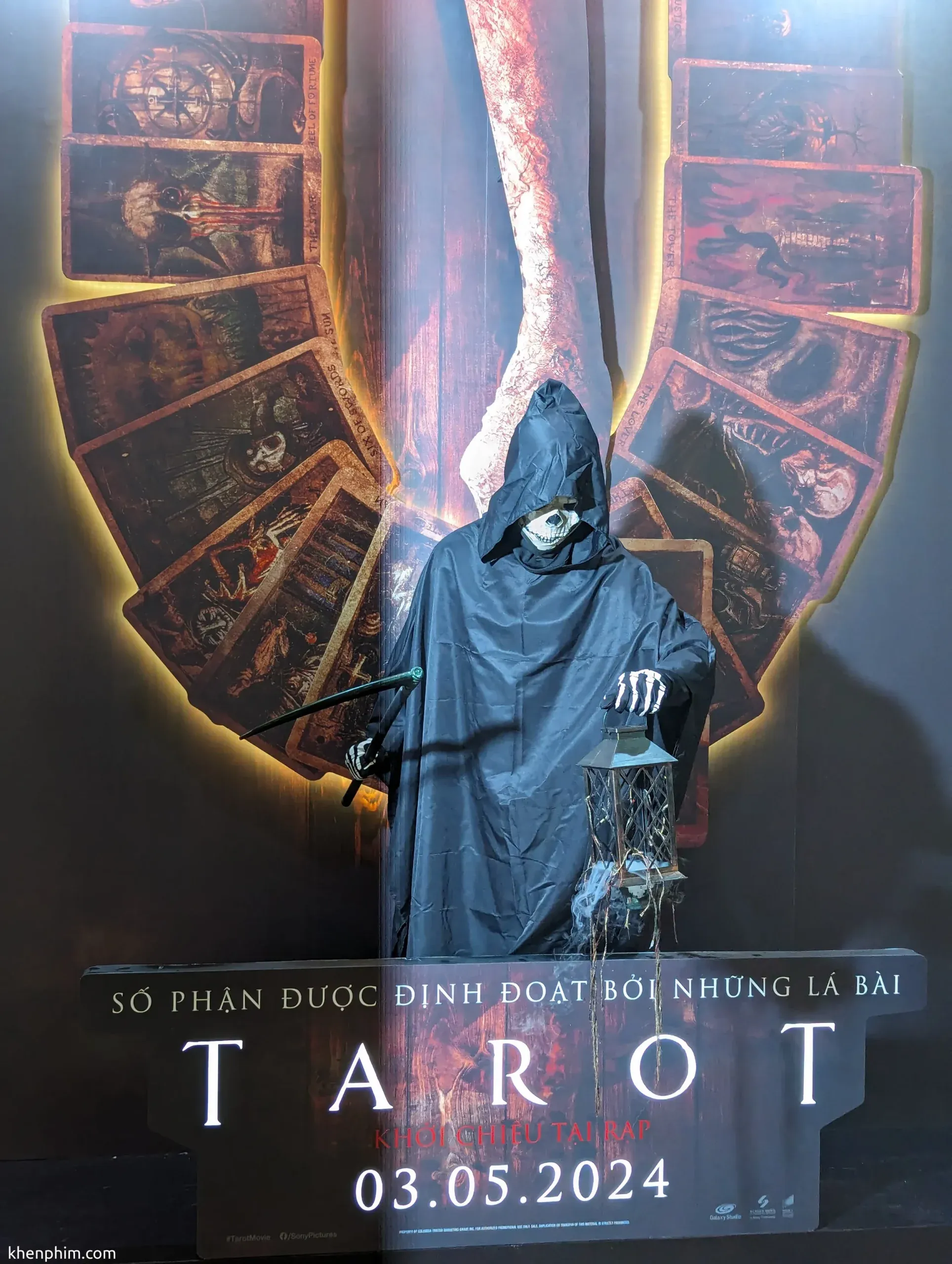 Review phim Tarot – Xem tarot lắm có ngày gặp ma